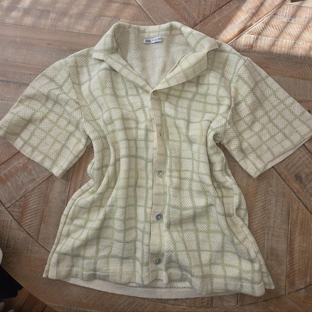 ☆Zara Cream and Green Checkered Top☆ - Picture 2 of 2